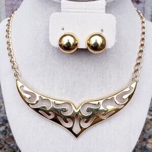 Vintage Monet Gold Tone Bib Necklace Choker Scroll Filigree w/ Clip on Earrings